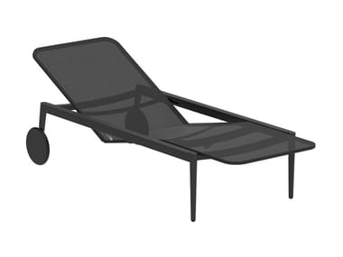 STYLETTO - Recliner Batyline sun lounger with castors by Royal Botania