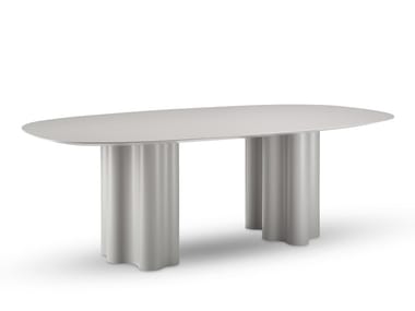 TEATRO MAGICO - Oval table with rigid polyurethane base by Saba Italia