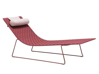 TRENZA TU0704 - Stackable polypropylene sun lounger by Andreu World