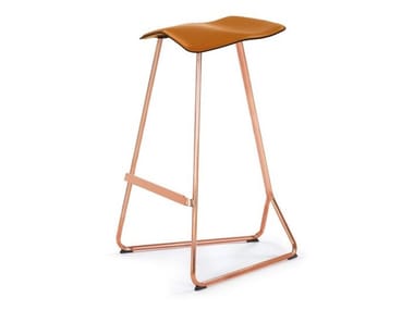 TRITON - Steel barstool by Classicon