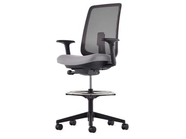 VERUS - Mesh office stool with 5-Spoke base with Armrests by Herman Miller