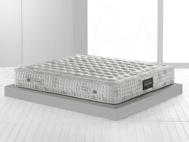 VIRTUOSO 12 - Thermoregulator breathable mattress by Magniflex