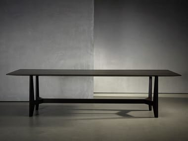 YKE - Rectangular dining table by Piet Boon