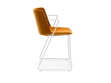 A?KU SOFT - Sled base fabric chair with armrests by MDF Italia