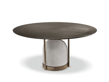 ARCANO - Round dining table by Cantori