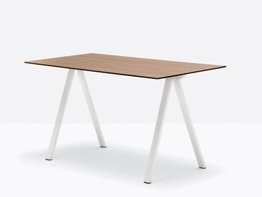 ARKI-DESK ARK7 - Table with steel trestle legs and solid laminate top by Pedrali