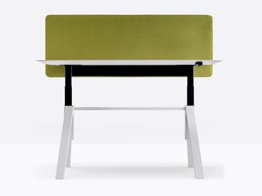 ARKI-TABLE ADJ DESK - Height-adjustable steel and wood office desk with sound absorbing screens by Pedrali