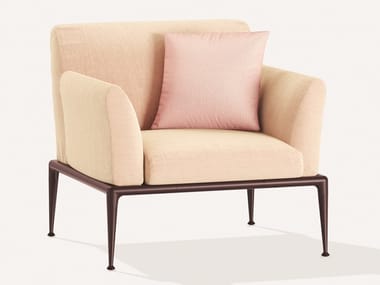 NEW JOINT - Fabric armchair with armrests by FAST