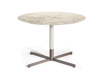 BOB BISTROT - Round Calacatta Oro marble coffee table with 4-star base by Poltrona Frau