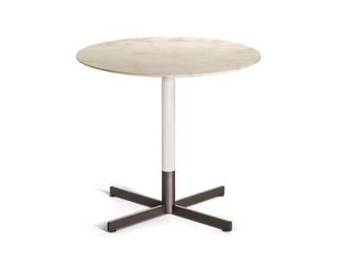 BOB BISTROT - Round Calacatta Oro marble table with 4-star base by Poltrona Frau