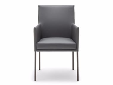 ROLF BENZ 651 - Leather chair with armrests by Rolf Benz