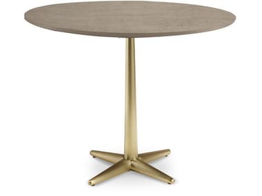 CITY - Round wooden table with 4-star base by Cantori