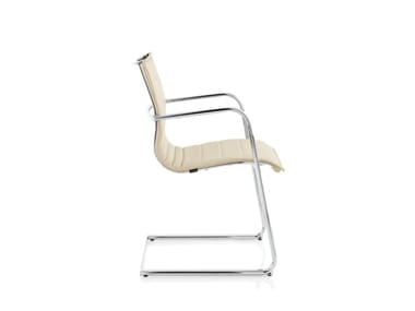 CLASSE 2 EM 202 BASIC - Cantilever leather chair with armrests by Frezza