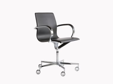 CLASSE 2 EM 204 - Height-adjustable leather office chair with castors by Frezza