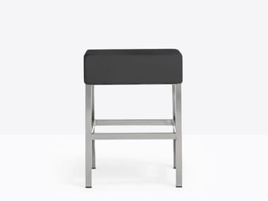 CUBE XL 1453 - Upholstered stool by Pedrali