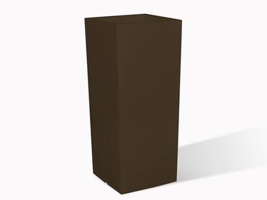 CUBOTTI - High polyethylene garden vase by Serralunga