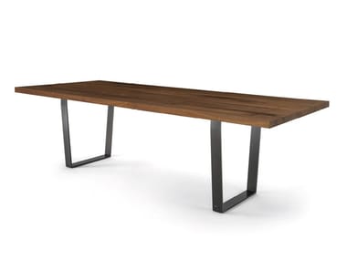 D.T. TABLE SQUARED - Rectangular dining table with solid wood top and iron base by Riva 1920