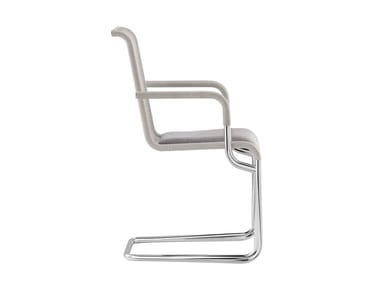 D21I - Cantilever chair with armrests by Tecta