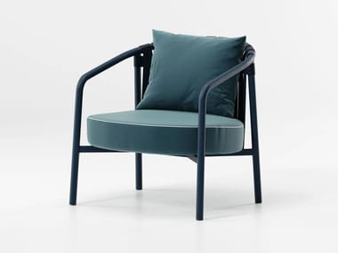 ARC - Aluminium garden armchair with armrests by Kettal