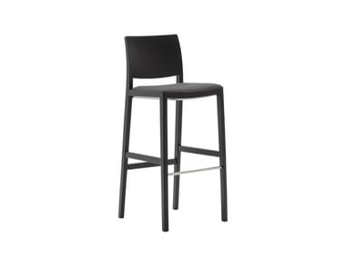 DUOS BQ2758 - High barstool with integrated cushion by Andreu World