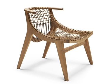 KLISMOS - Oak easy chair by Knoll