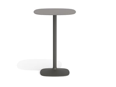 ELLIS - Square ceramic high table by Desalto