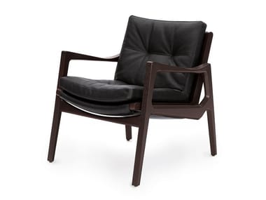 EUVIRA - Upholstered armchair with armrests by Classicon