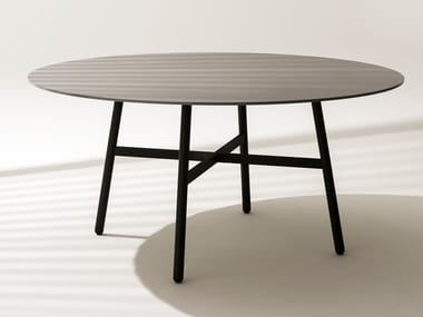 GAMMA 160 - Round garden table by RODA