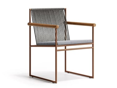 PIPE - Teak garden chair with armrests by Atmosphera