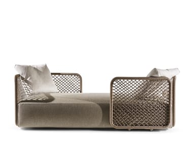 T-PAD OUTDOOR - Fabric Garden daybed by Twils