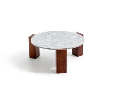 GOGAN - Low wooden coffee table for living room by Moroso