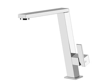 INCLINE - Countertop single handle brass kitchen mixer tap by Gessi