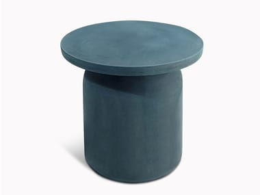 JUJU MOLESKIN - Polyethylene garden side table by Serralunga