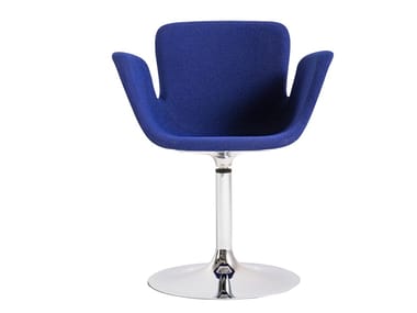 JULI SOFT - Swivel easy chair with armrests by Cappellini