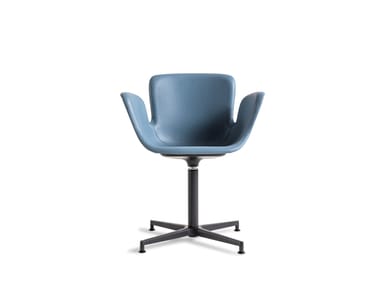 JULI SOFT - Easy chair with 4-spoke base with armrests by Cappellini