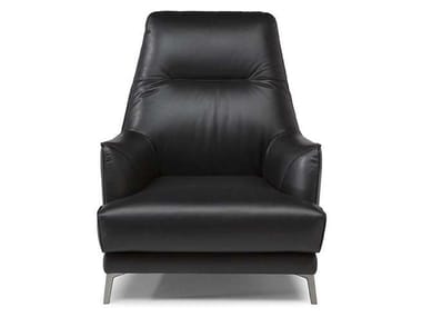 LEYRA - High-back leather armchair with armrests by Natuzzi Italia