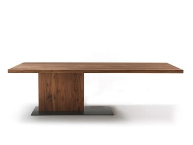 LIAM WOOD - Rectangular solid wood dining table by Riva 1920