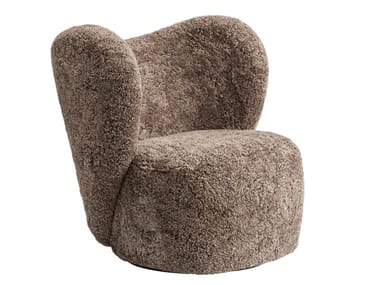 LITTLE BIG CHAIR - Wing swivel armchair by NORR11