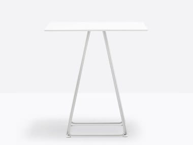 LUNAR 5440 - Square steel contract table by Pedrali