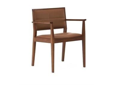 MANILA SO2131 - Upholstered oak chair with armrests with integrated cushion by Andreu World