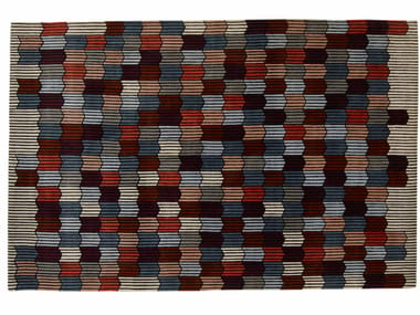 M?MOIRE D¡¯UNE TRAME - Handmade rectangular wool rug with geometric shapes by Ligne Roset