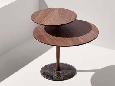 MOMENTS - Swivel walnut coffee table by Nomon