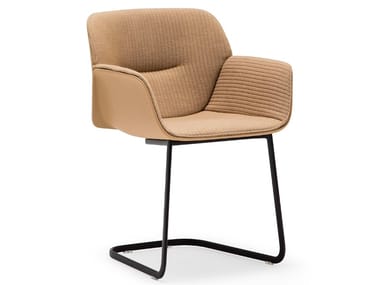 NUEZ SO2771 - Cantilever chair with armrests by Andreu World