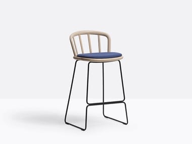 NYM 2858/A - High sled base ash stool with integrated cushion by Pedrali