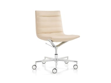 KEY - Leather office chair with 5-Spoke base with fire retardant padding by Frezza