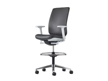 VERUS - Leather office stool with 5-Spoke base with Armrests by Herman Miller
