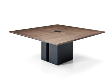 ONO - Square wooden meeting table by Frezza