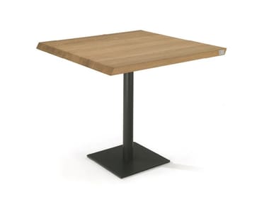 PEBBLES SQUARED - Square table with solid wood top and iron base (Request Info)