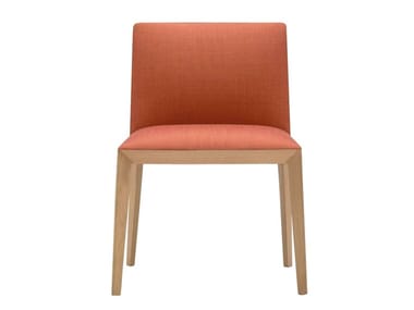 PILLOW SI1542 - Upholstered easy chair by Andreu World