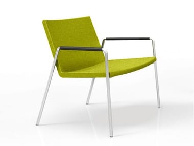 LEON LOUNGE - Reception chair with armrests by Casala